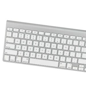 Apple A1314 Wireless Bluetooth Keyboard Slim Silver White